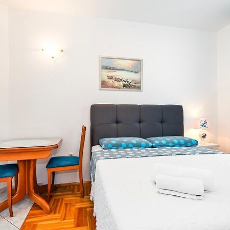 Apartments Plavi Biser Sibenik Phòng bức ảnh