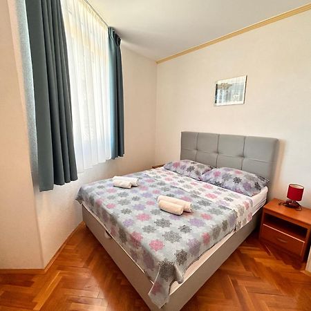 Apartments Plavi Biser Sibenik Ngoại thất bức ảnh