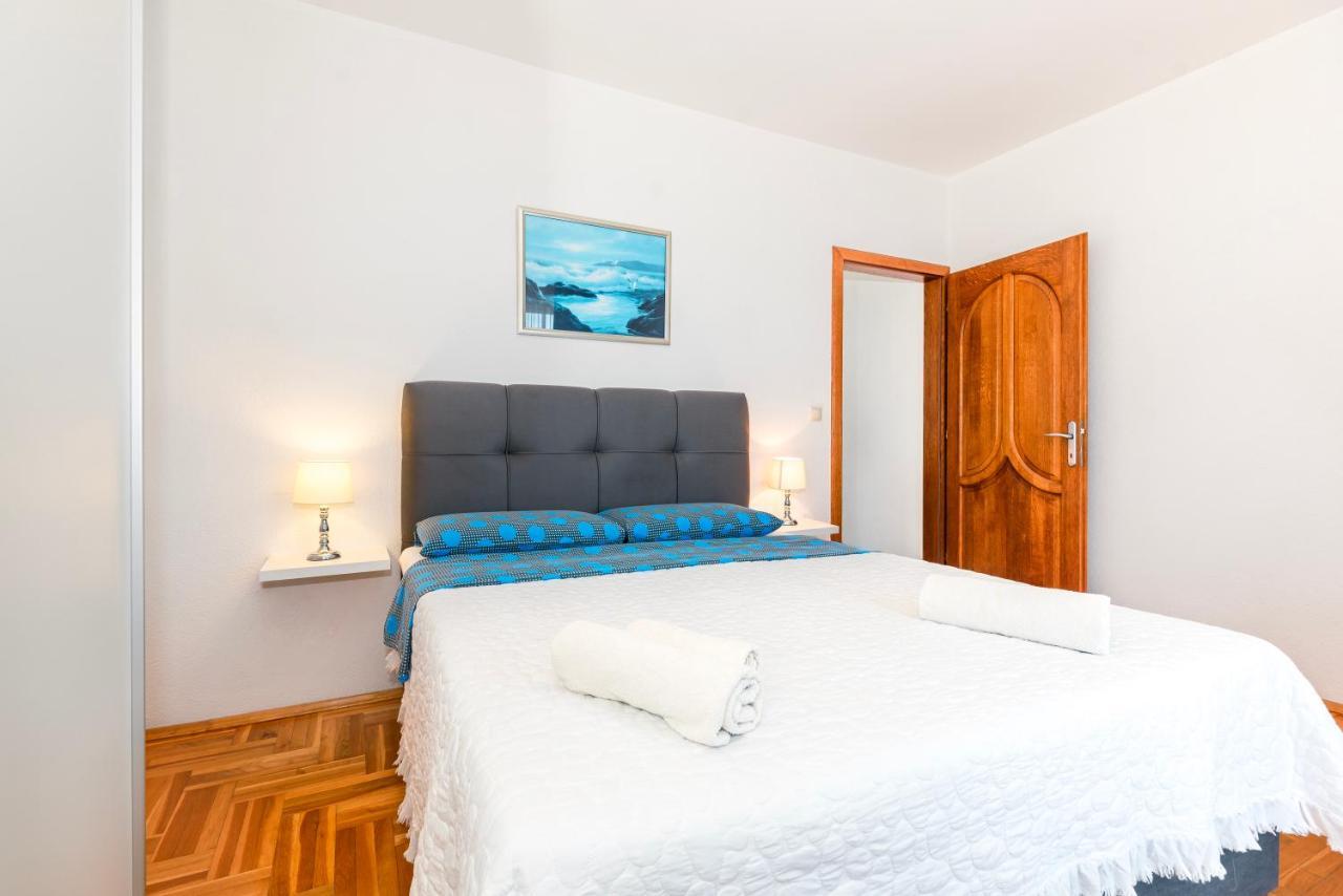 Apartments Plavi Biser Sibenik Ngoại thất bức ảnh