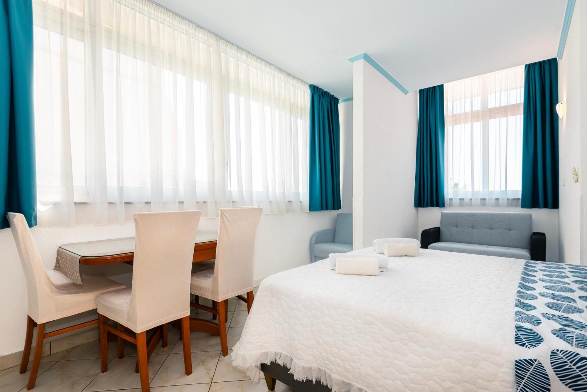 Apartments Plavi Biser Sibenik Phòng bức ảnh