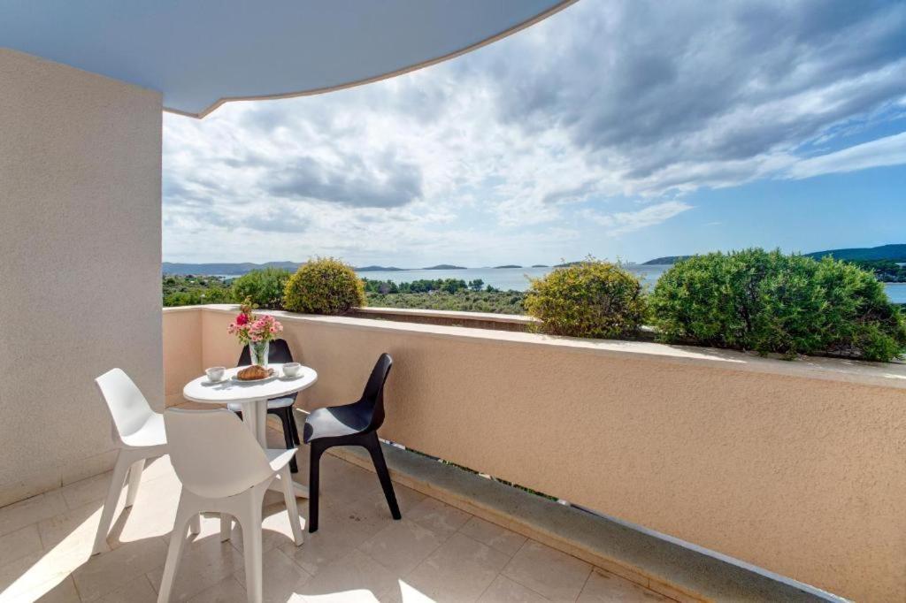 Apartments Plavi Biser Sibenik Phòng bức ảnh
