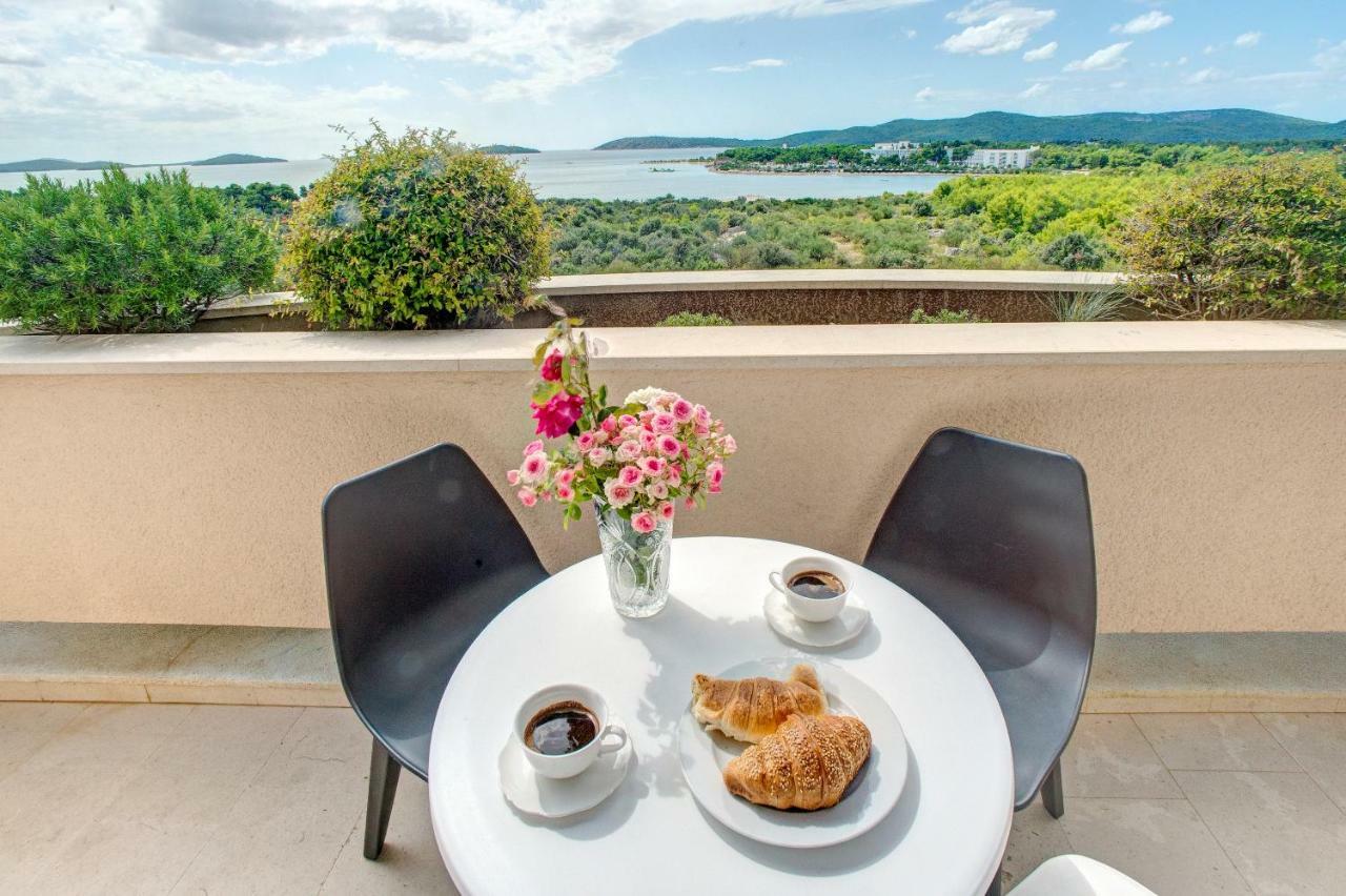 Apartments Plavi Biser Sibenik Ngoại thất bức ảnh