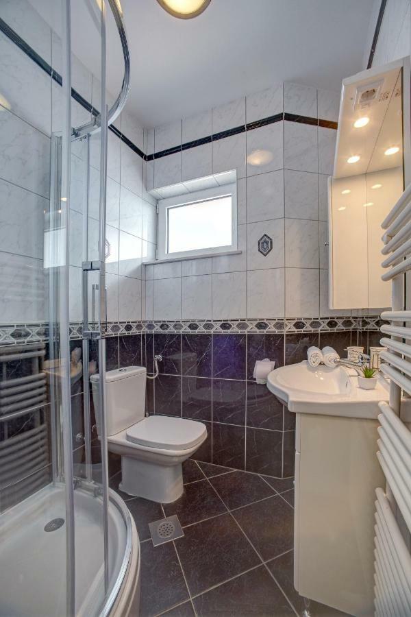 Apartments Plavi Biser Sibenik Ngoại thất bức ảnh